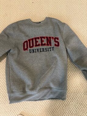 QUEEN'S University Gray Crewneck Sweatshirt